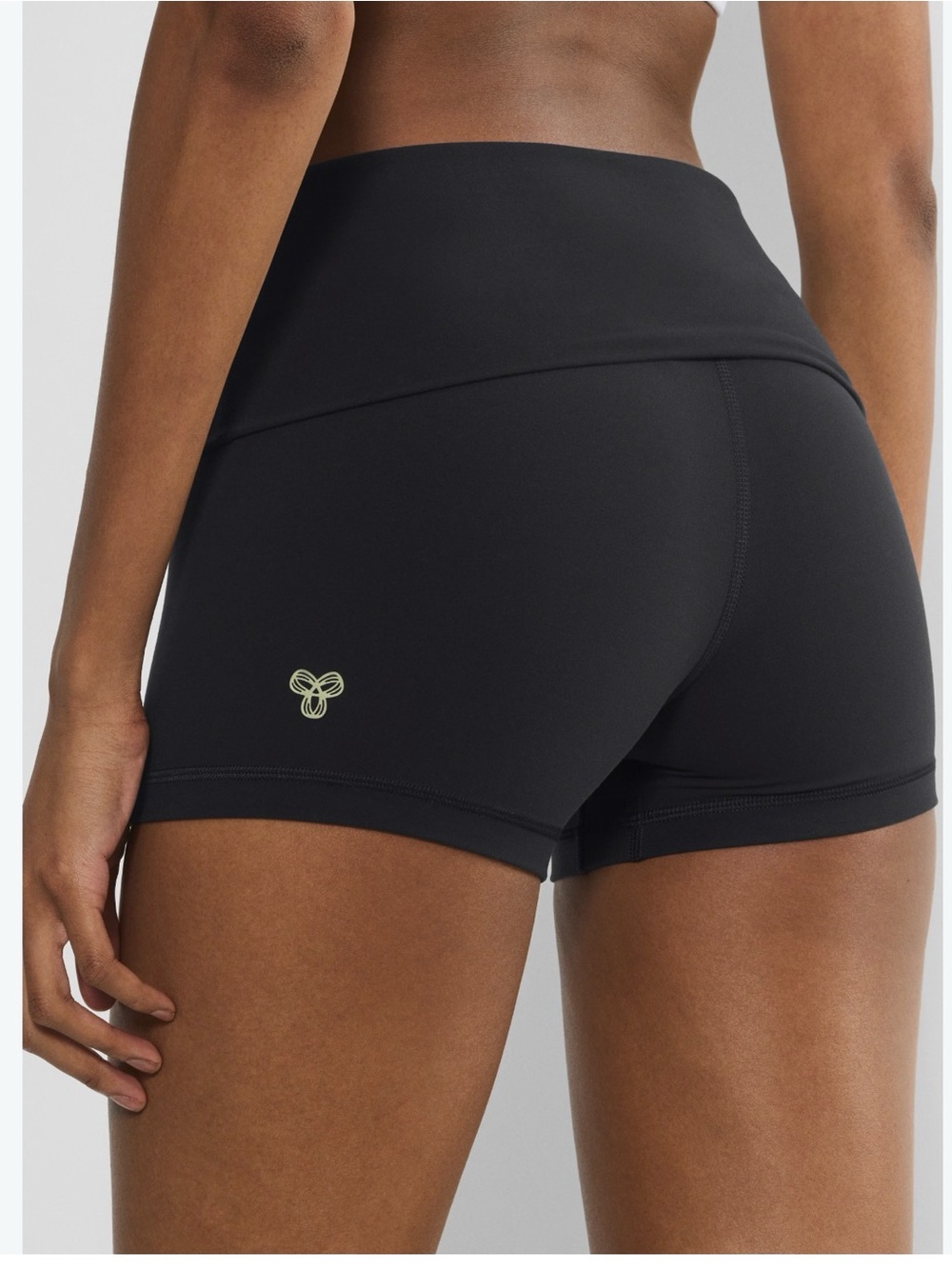 Golden by Aritzia Butter fold over 3” Shorts Black Noir Women Size 8